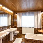 בית נופש Das Landhaus - Grosszuegiges Ferienhaus In Altenmarkt אלטנמרקט אים פונגאו