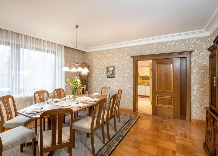 Vakantiehuis Das Landhaus - Grosszuegiges Ferienhaus In Altenmarkt *